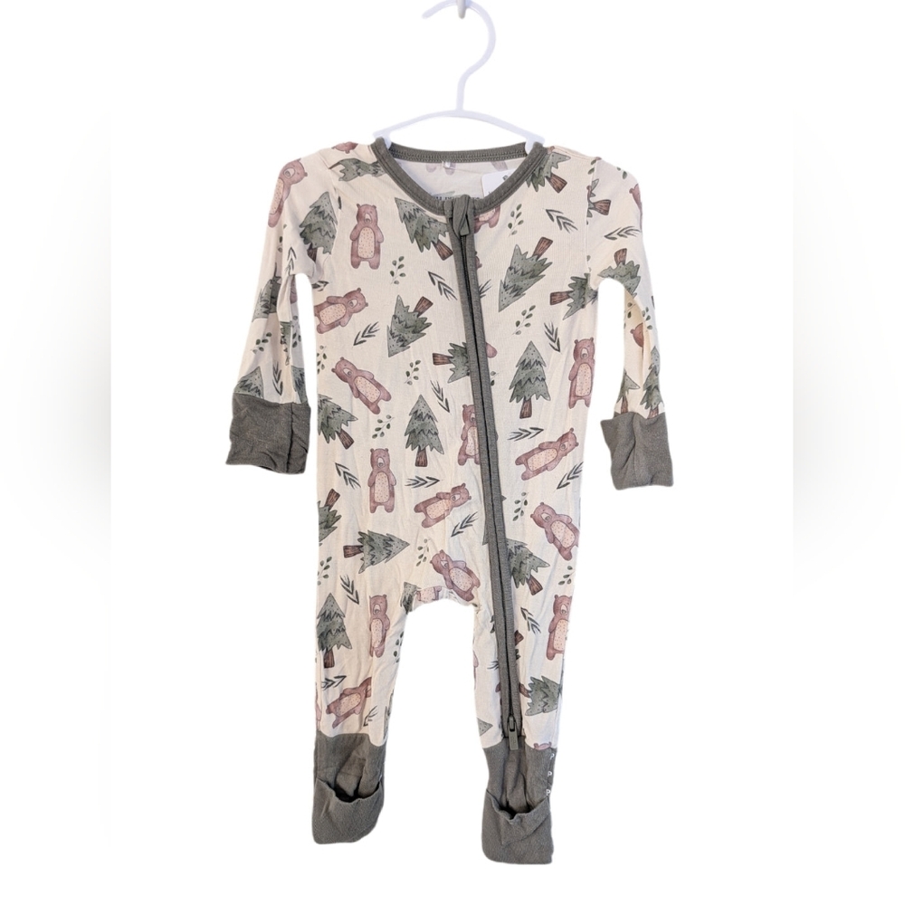 Posh Peanut Bamboo Cream and Green Bear Print Footie